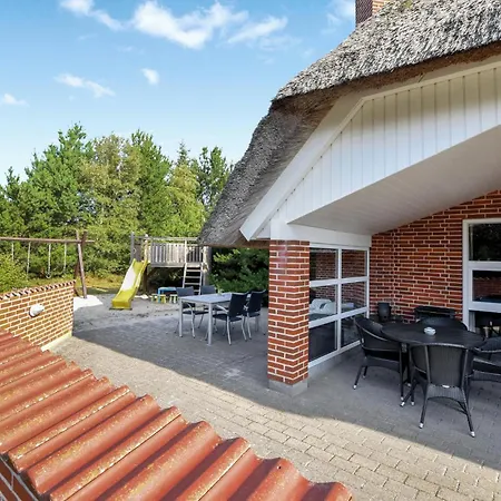 Gorgeous In With Kitchen Holiday home Blavand